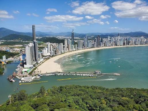 Camboriú - Brasil 2027